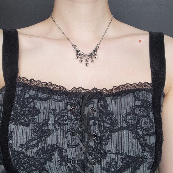Gothic vintage silver elegant princess chandelier chain mail necklace - Picture 4 of 5